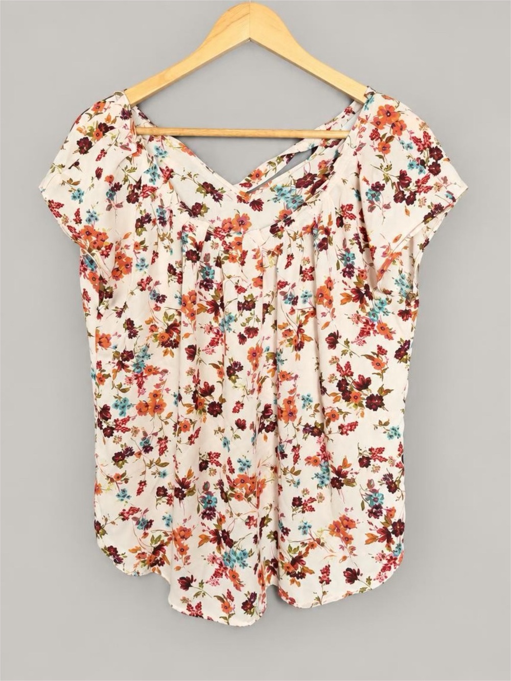 LC Lauren Conrad Cream Floral Cap-Sleeve Blouse